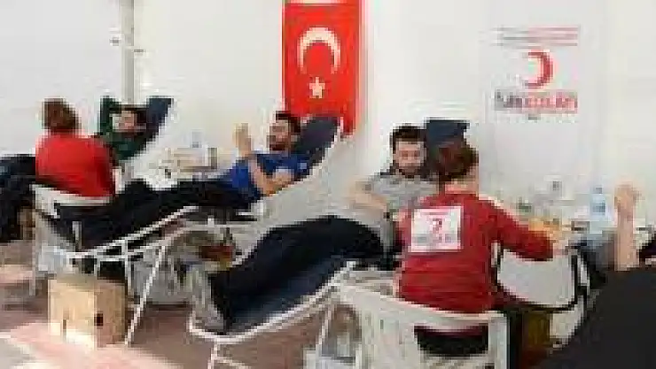 Bartın Üniversitesi'nden Kan Bağışına Destek