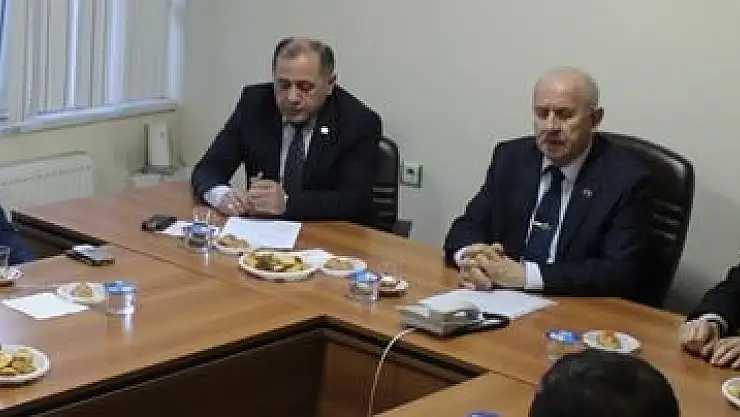 Başkan Karaman İstişare toplantısı yaptı