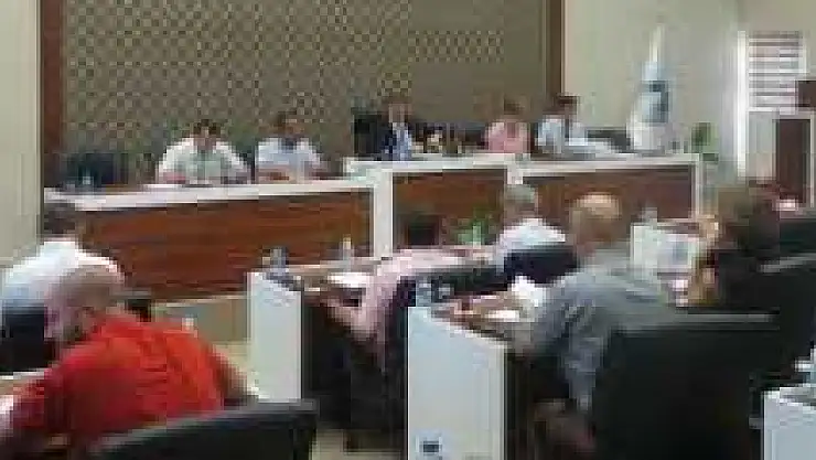 BELEDİYE AĞUSTOS AYI TOPLANTISINI YAPTI