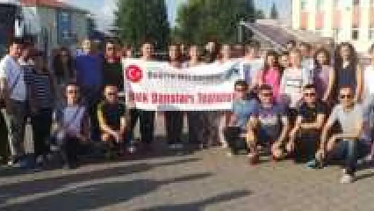 BELEDİYE HALK DANSLARI GRUBU ÇEK CUMHURİYETİ'NDE