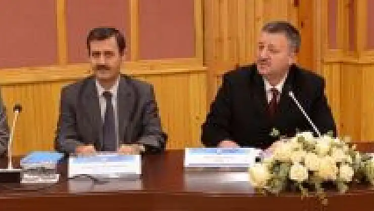BÜ'de Rusya krizi konuşuldu