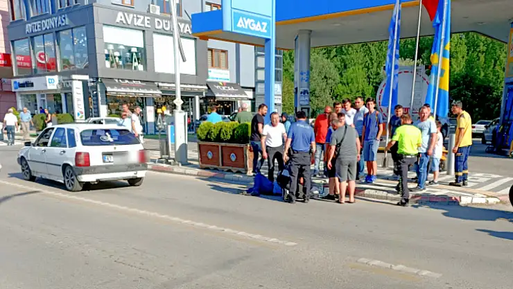 Bulvarda yayaya araba çarptı