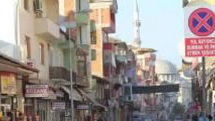 Caddelere Park Yasağı Levhaları Konuldu