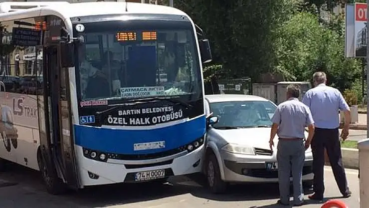 Çatmaca Kavşağında Trafik Kazası