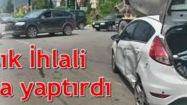 Cip ile otomobil çarpıştı