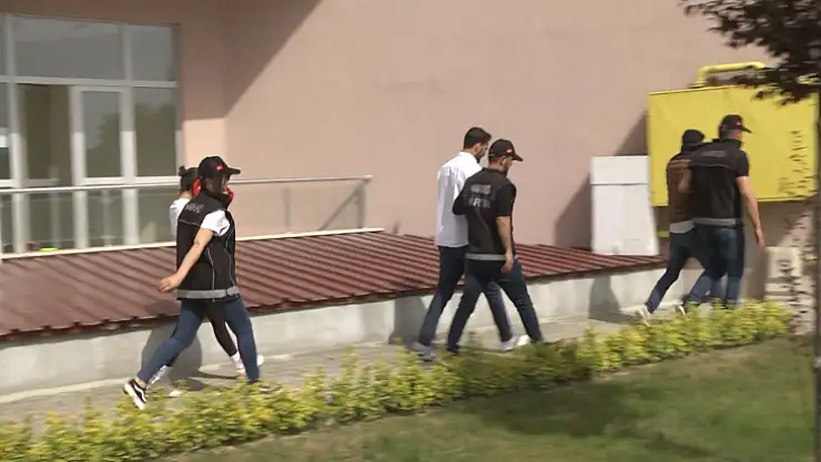 Dört ilde eş zamanlı operasyon