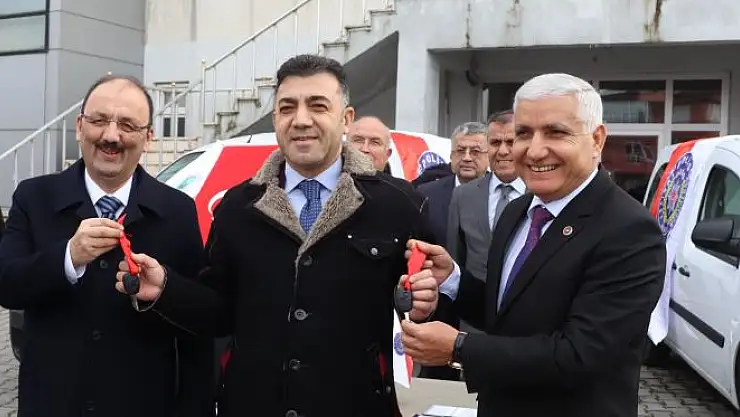 Emniyete 2 anahtar birden
