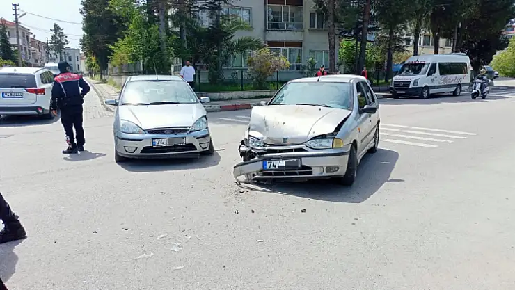 Gazhane parkı önünde kaza