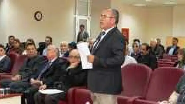 HALK GÜNÜNE İLGİ ARTTI, BASINA KAPANDI