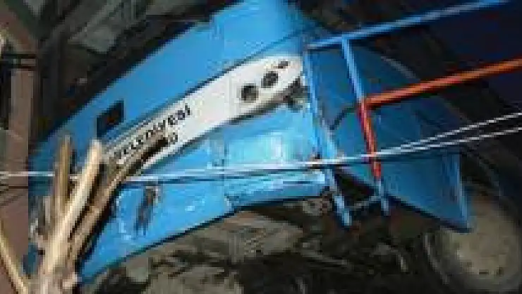 Halk Otobüsü asılı kaldı