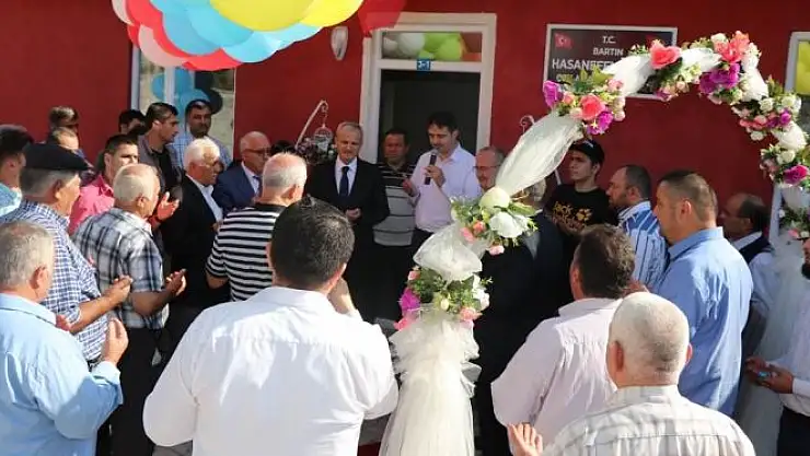 Hasanefendi'de Köy Konağının Açılışı Yapıldı