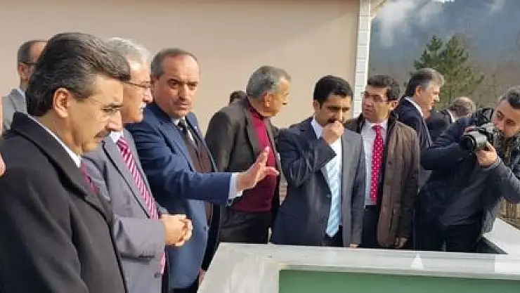 Hayırsever Uluslular Örnek Bir Davranış Sergiledi