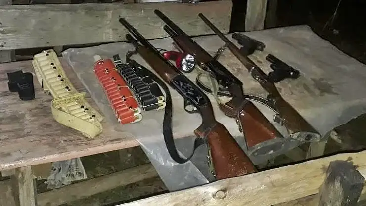 Kaçak avcılar yakayı ele verdi