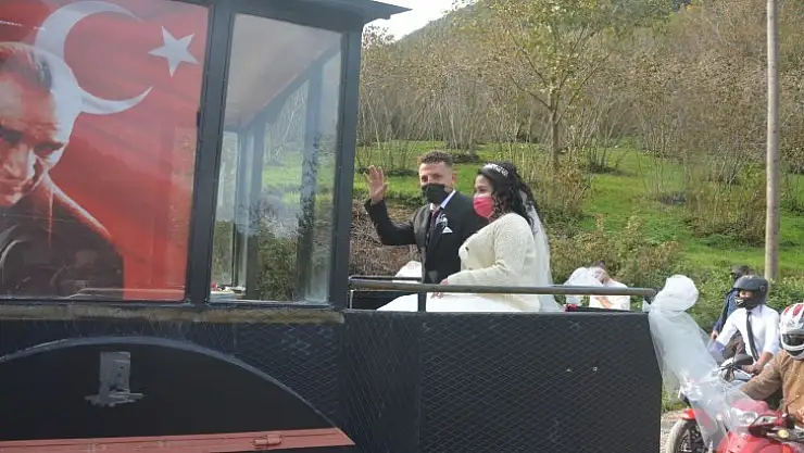 Kara tren gelin arabası oldu