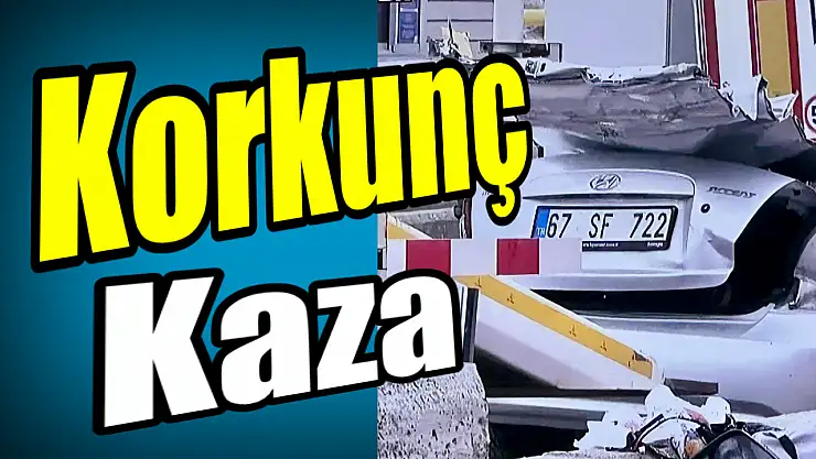 Korkunç kaza, otomobilin tırın altına girdi