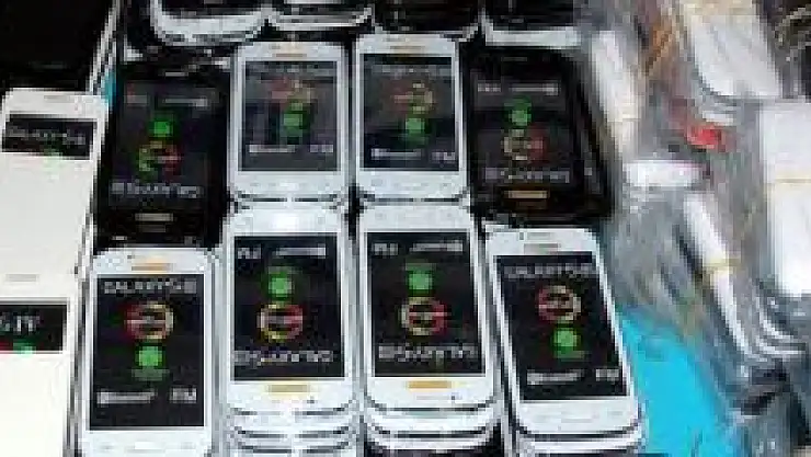 Kozcağız'da Kaçak Telefon operasyonu