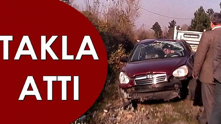 Kozcağız yolunda otomobil takla attı