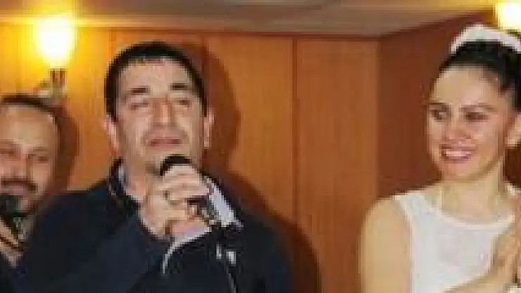 Mahkumlar, Ahsen Ceylan ile coştu