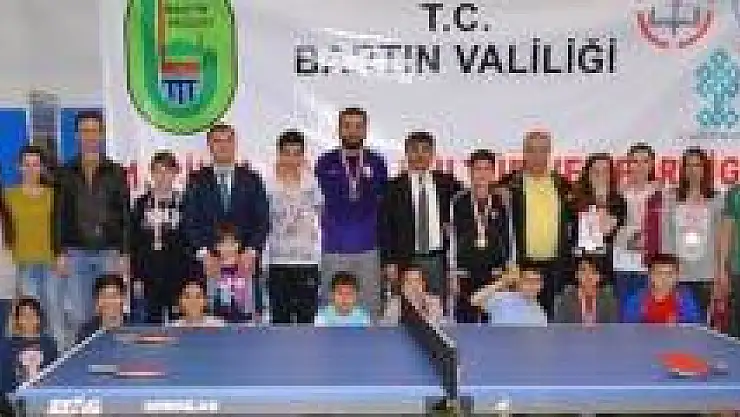 Masa tenisi turnuvası tamamlandı