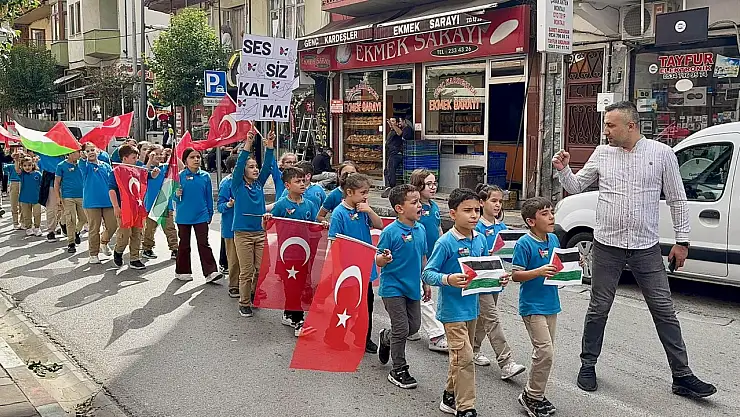 Minik yüreklerden Filistin'e anlamlı destek