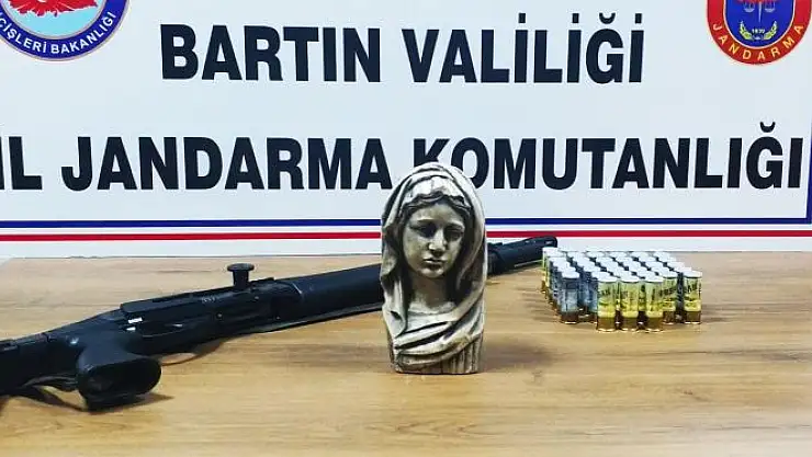 Müşteri ararken jandarmaya yakalandı