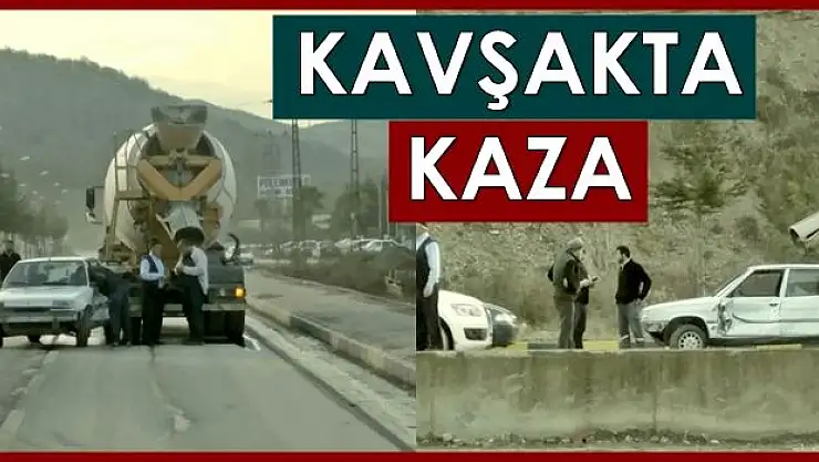 Otomobil ile beton mikseri çarpıştı