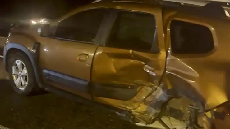 Potbaşı mevkiinde iki araç çarpıştı