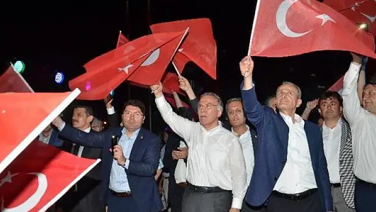 Şahin Bartın'da coşkulu kalabalığa seslendi