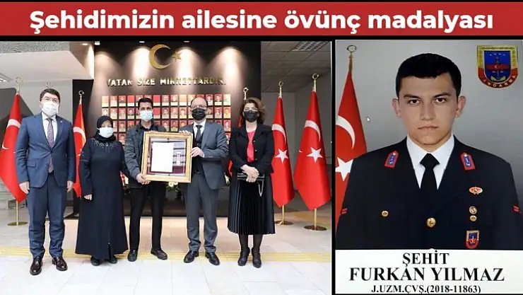 Şehidimizin ailesine övünç madalyası