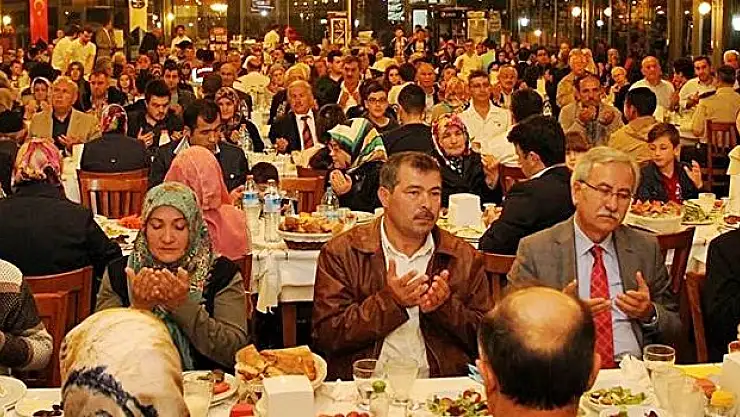 Şehit ve Gazi Aileleri onuruna İftar 