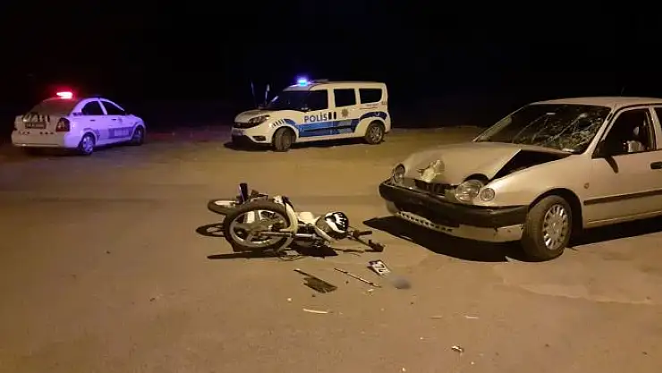 Son dakika, Otomobil ile motosiklet çarpıştı