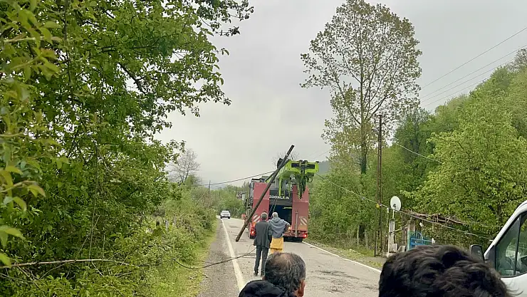 Teller koptu, trafik felç oldu