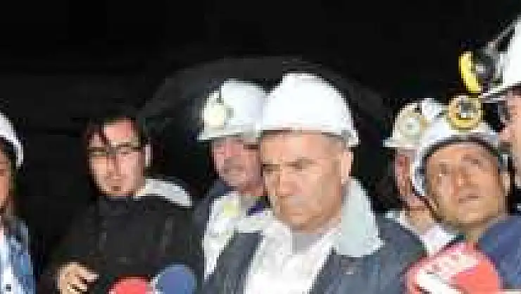 Tunç, 301 Madenciye Mezar Olan Soma'da