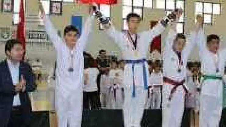 Turnuvada Çağdaş Spor Rüzgarı