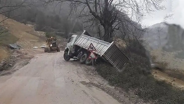 Uçuruma yuvarlanmaya ramak kaldı