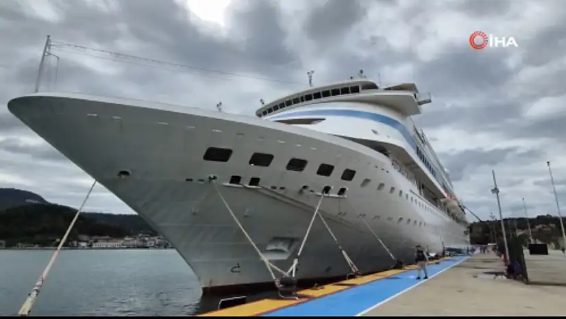 Dev rus gemisine yoğun bakım