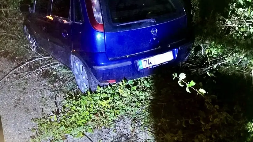 Dur ihtarına uymadı, kaza yaptı