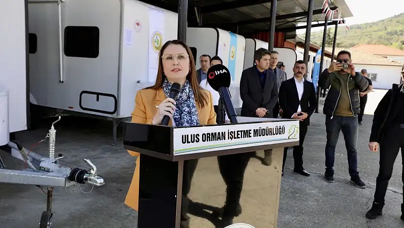 Orman köylüsüne karavan ve traktör