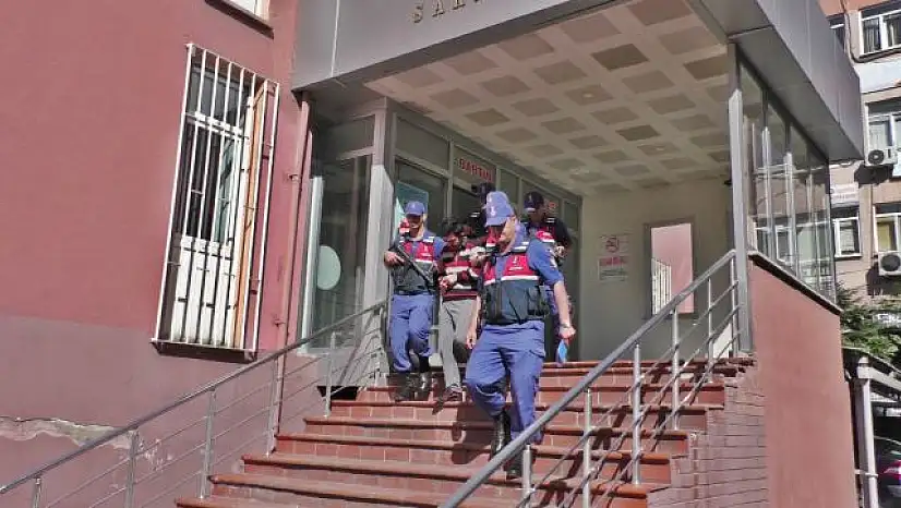 Sosyal medya sapığı tutuklandı