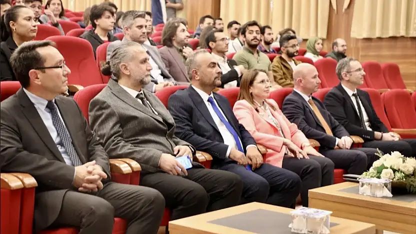 BARÜ'de yapay zeka eğitimi tamamlandı