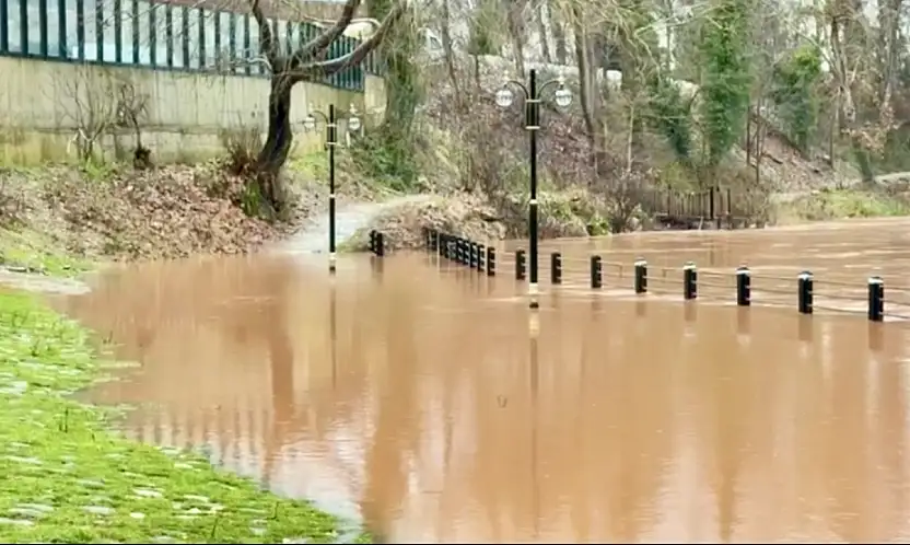 Karlar eridi, Bartın ırmağı taştı