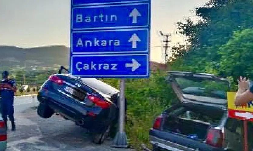 Kavşakta ilginç kaza