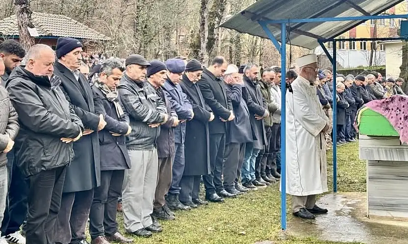 Kaymakam Kadiroğlu, acılı ailenin yanında