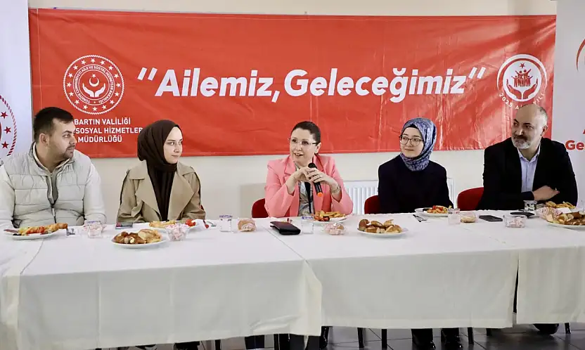 Vali Arslan, genç çiftlerle buluştu