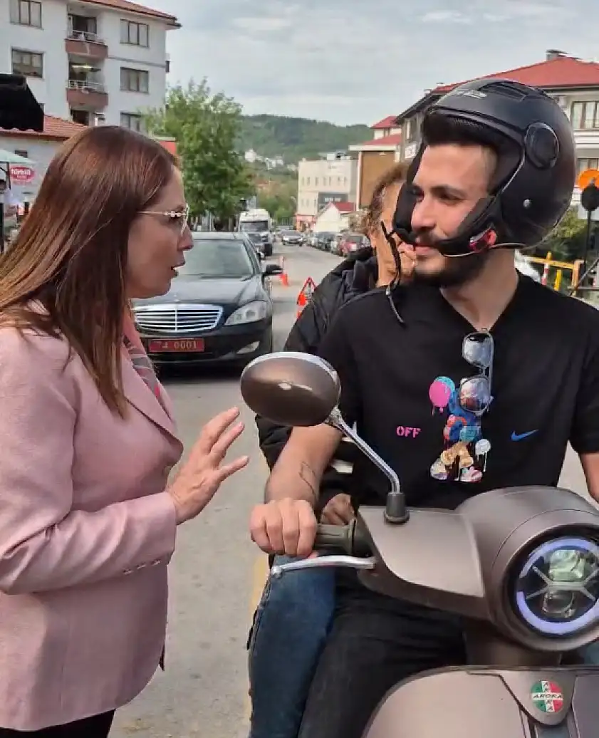 Kasksız yolcu valiye yakalandı