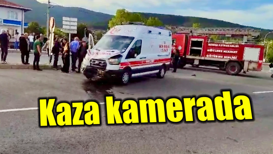 Bartın'dan hasta taşıyan ambulans kaza yaptı