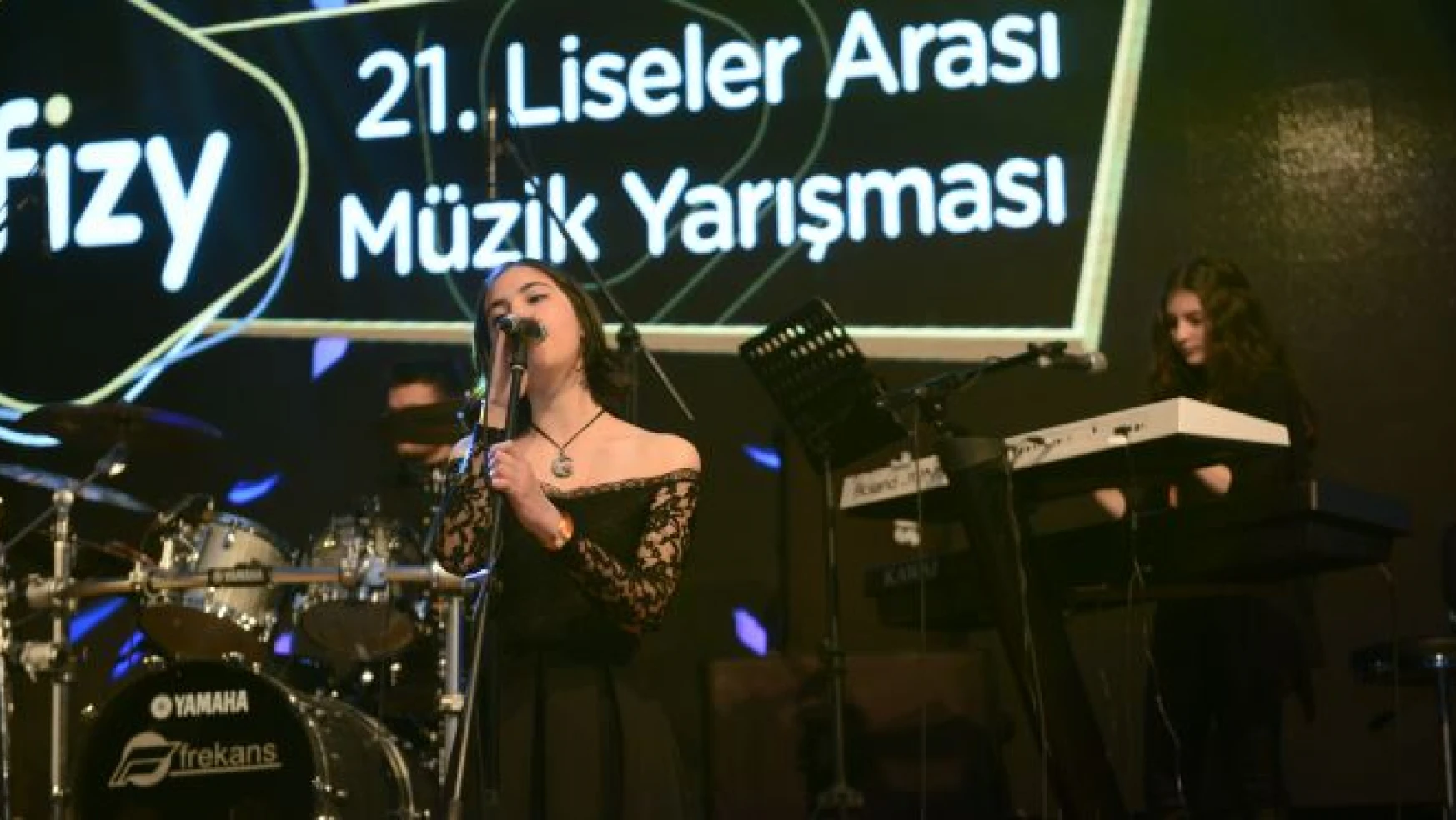Bartın'dan 2 Lise Ankara'da Sahne Aldı