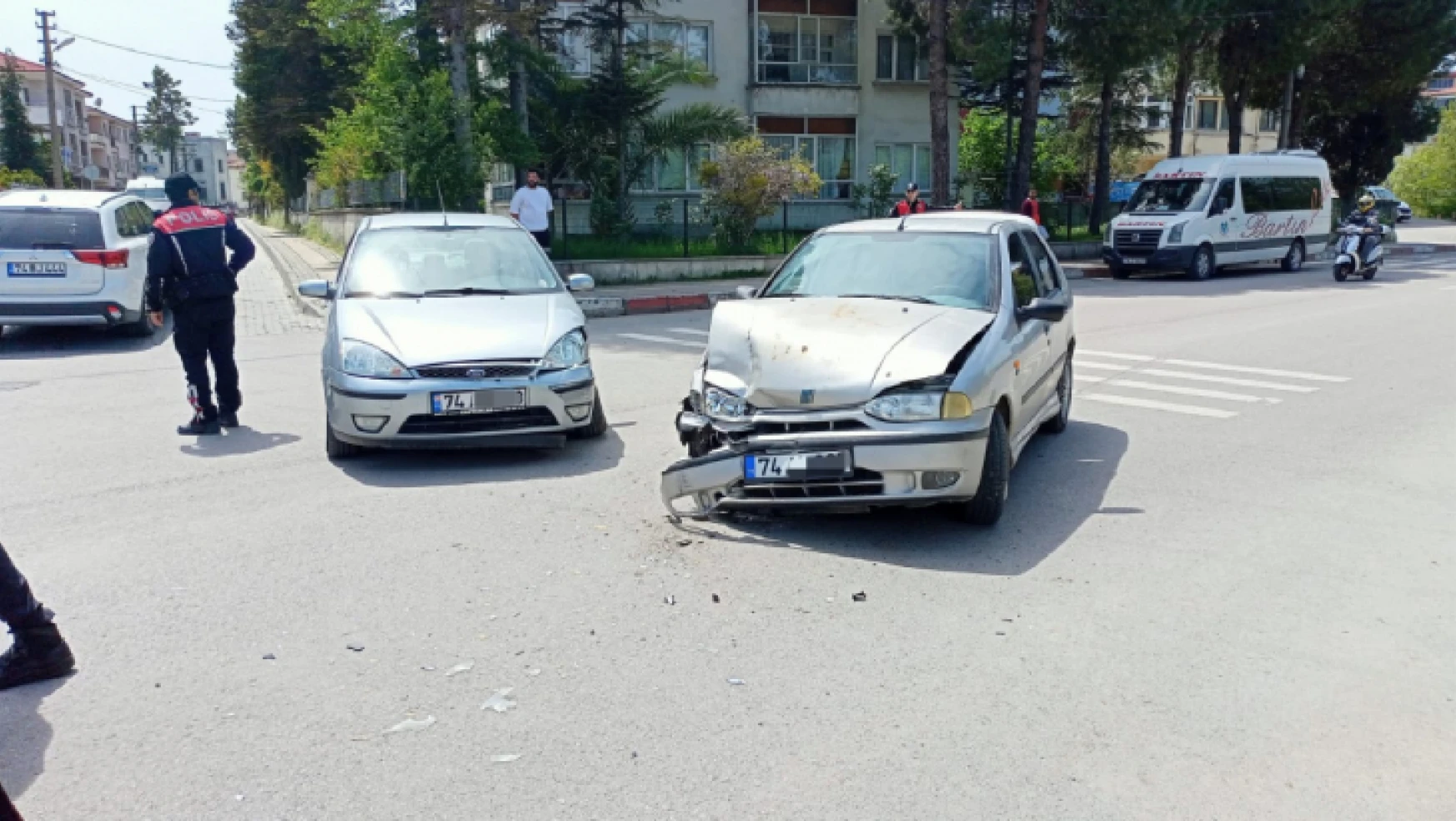 Gazhane parkı önünde kaza