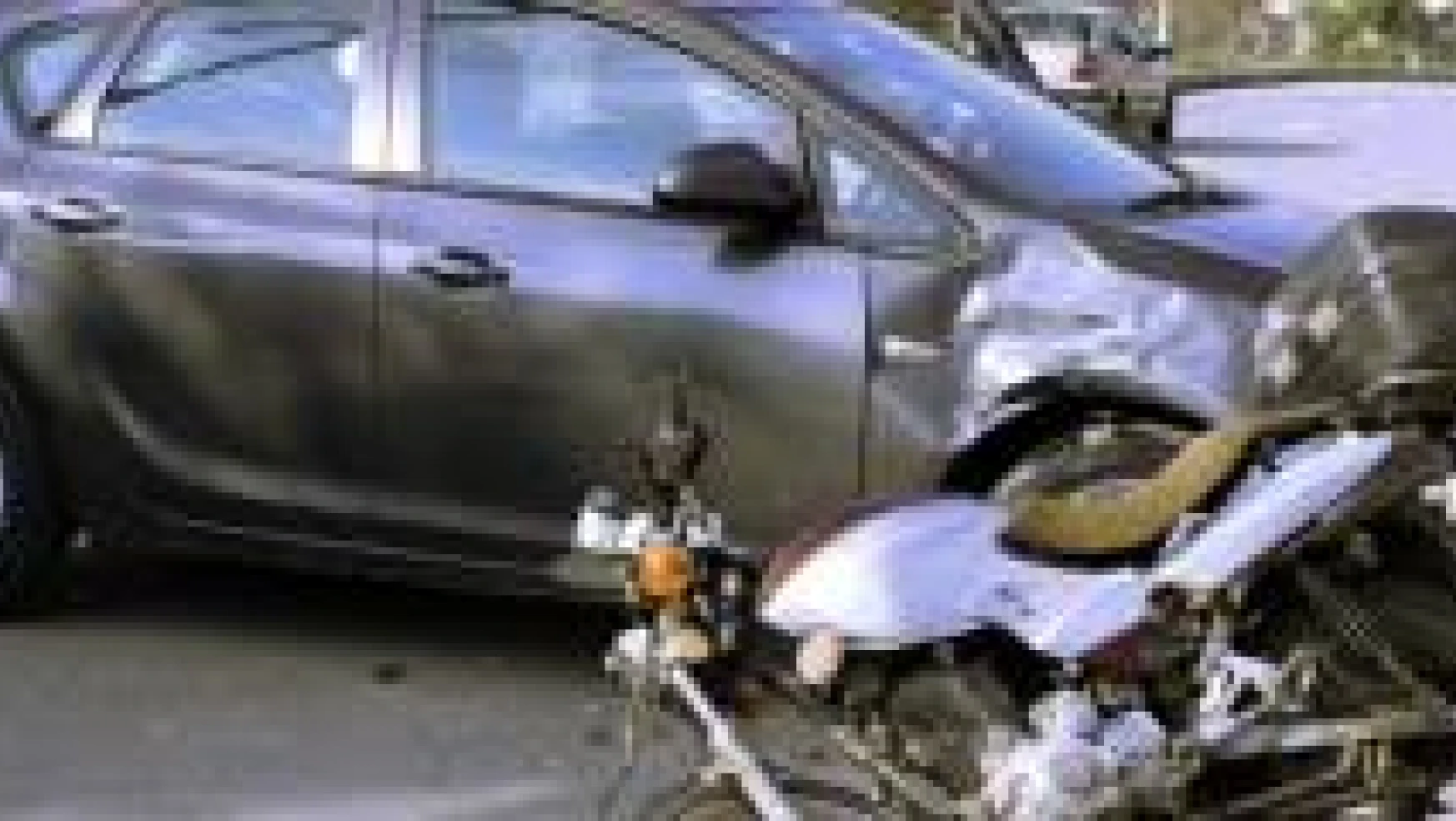  Motosikletle Otomobil Çarpıştı: 1 Yaralı