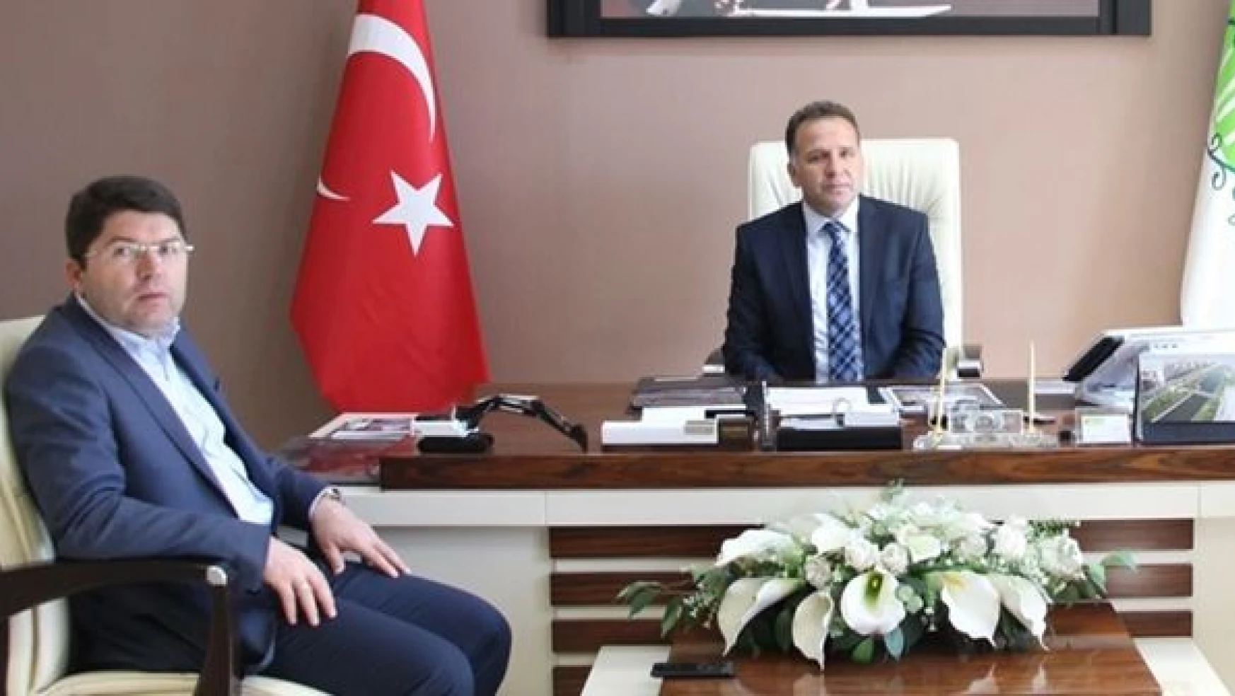 Tunç'tan Kumluca Belediye Başkanına ziyaret